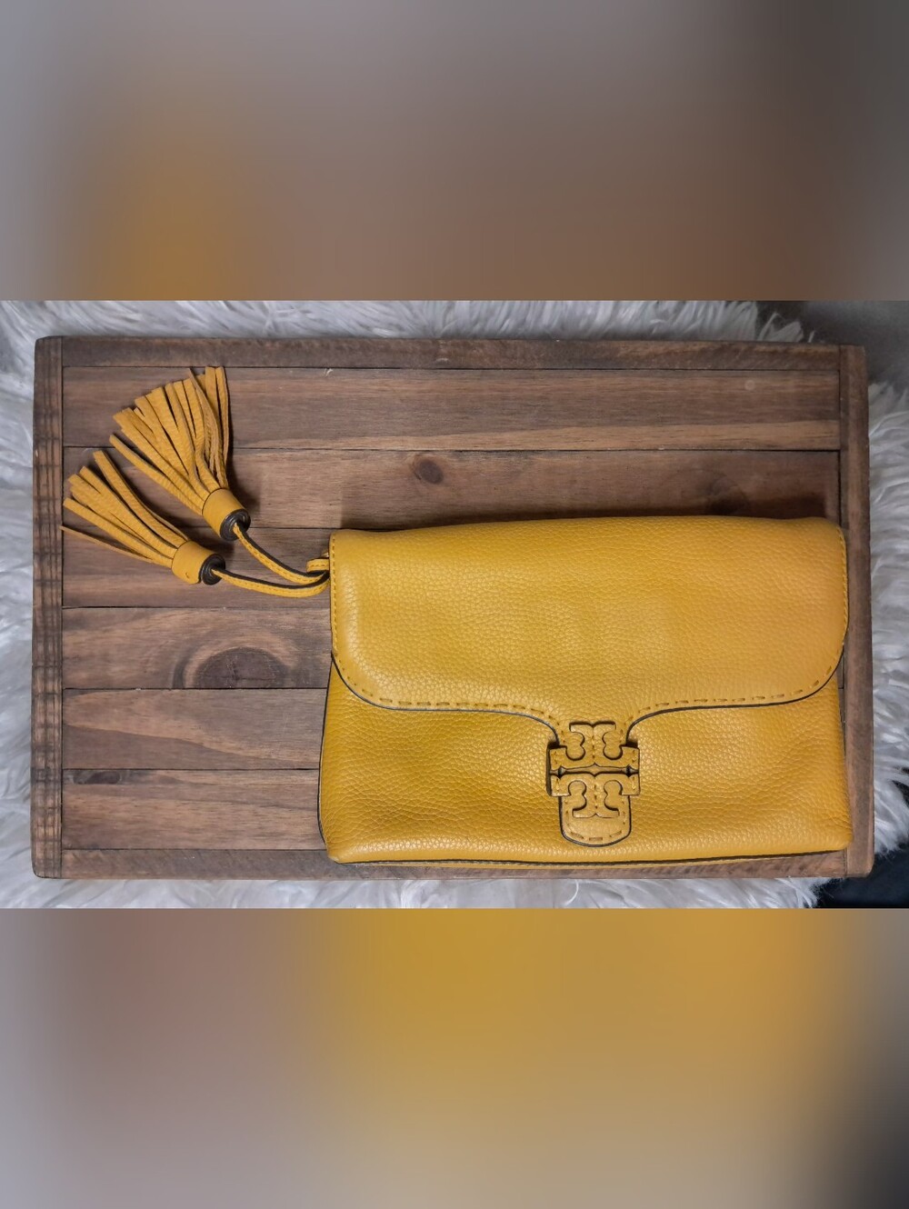 Tory Burch McGraw Yellow Pebbled Leather Crossbody Flap Bag Clutch - Picture 2 of 10